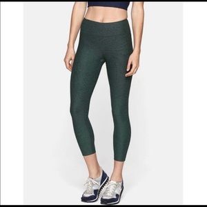 Outdoor Voices OV Warmup 3/4 Leggings in Hunter